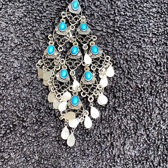 Costume chandelier light blue antique silver alloy metal hook pierced earrings. - Picture 3 of 3